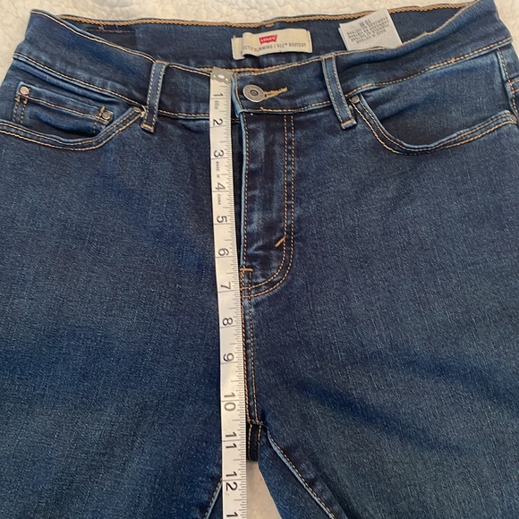 Levi’s 512 Dark Wash Jeans - Picture 3 of 5